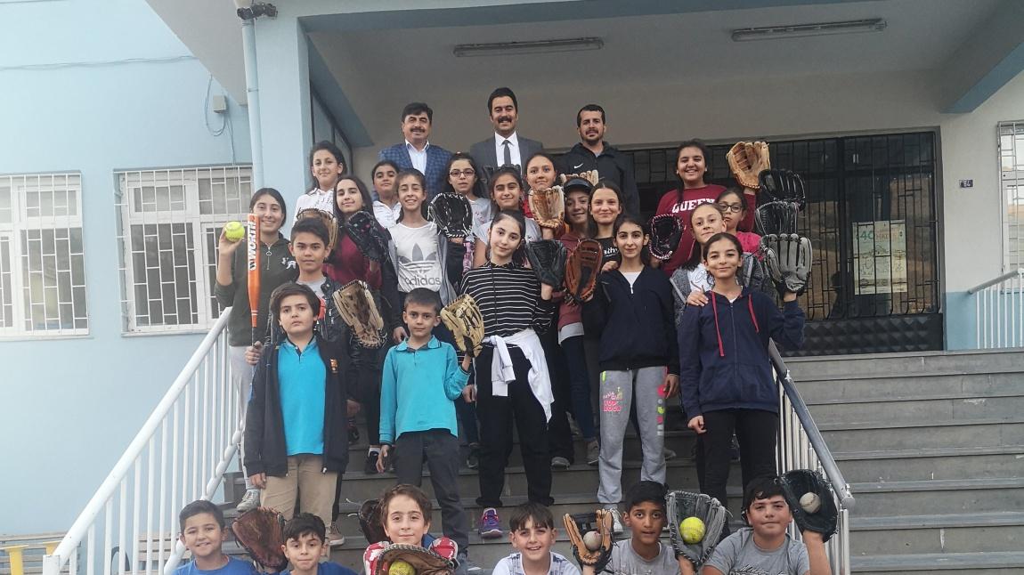 Nusret Atacan Tekin okulumuzu ziyaret etti
